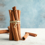 Cinnamon / Pattai